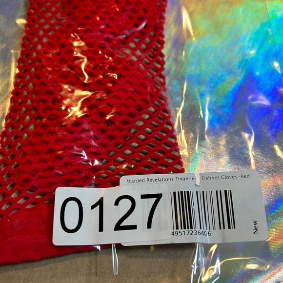 Red Fishnet arm Gloves - Picture 4 of 4